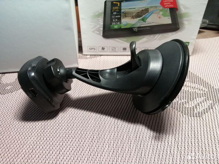 Навигатор Navitel E500 Magnetic