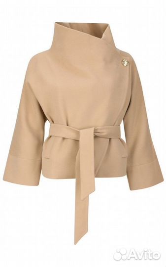 Короткле пальто с поясом