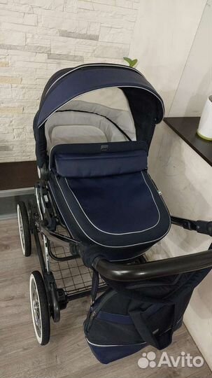 Коляска для новорождённых