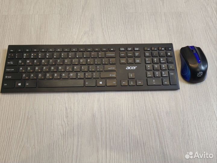 Беспроводная клавиатура и мышь
