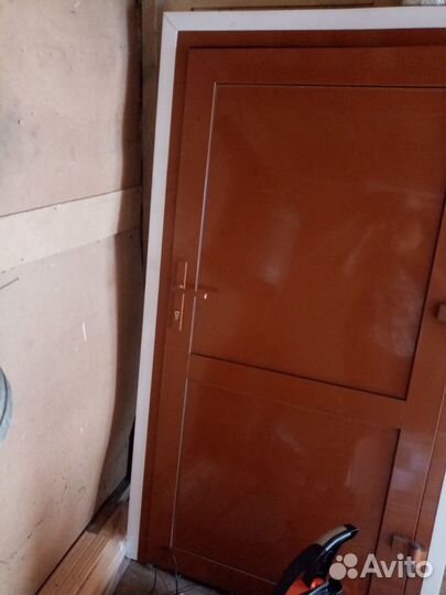 Дверь входная металлическая