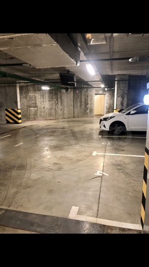 Машиноместо, 14 м²