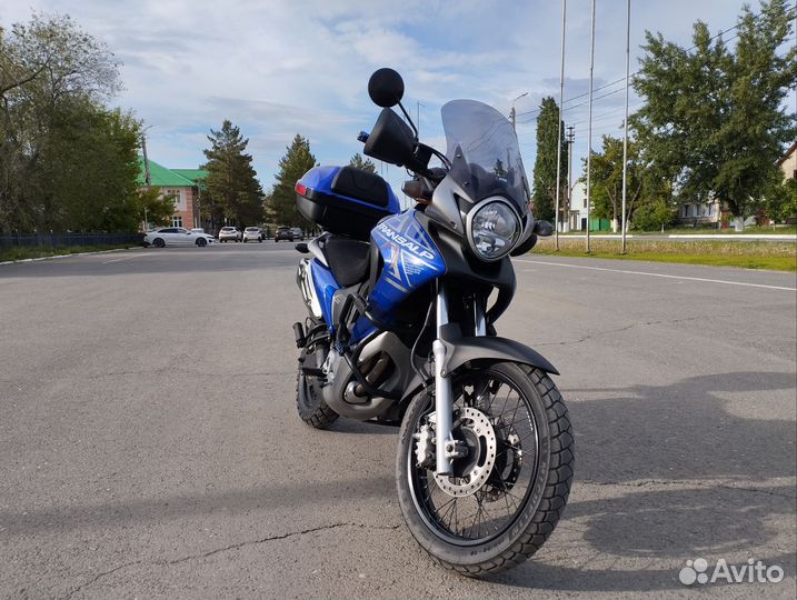 Honda transalp XL700VA