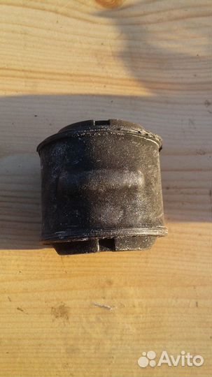 Втулки на передний стабилизатор Мазда 3