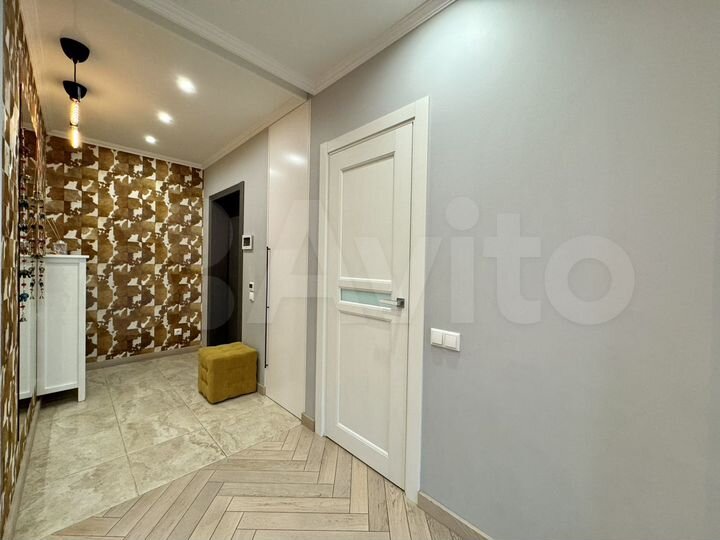 4-к. квартира, 140 м², 14/24 эт.