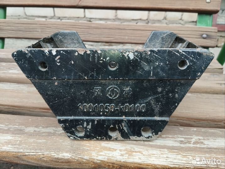 Подушка двигателя задняя (большая)