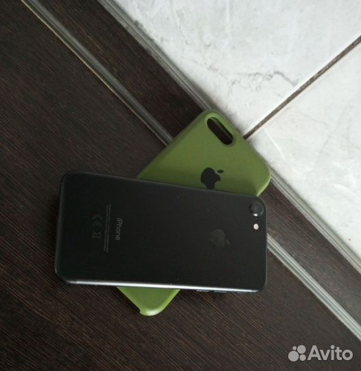 iPhone 7, 32 ГБ