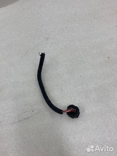 Штекер дистроника передний Toyota Camry V70/V75