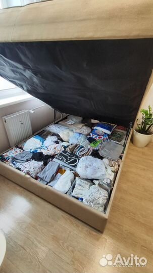 Кровать двухспальная