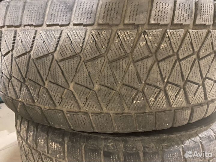Bridgestone Blizzak Ice 285/60 R18