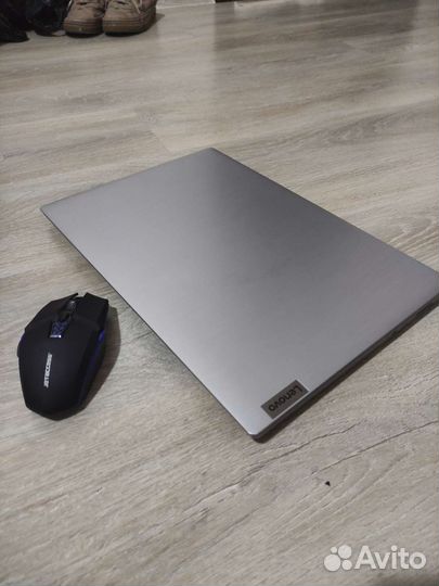 Ноутбук lenovo
