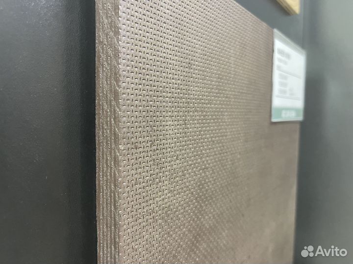 Фанера Антискользящая 12 * 1220 * 2440 мм сорт 1