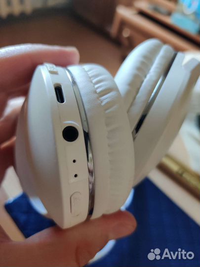 Беспроводные наушники baseus