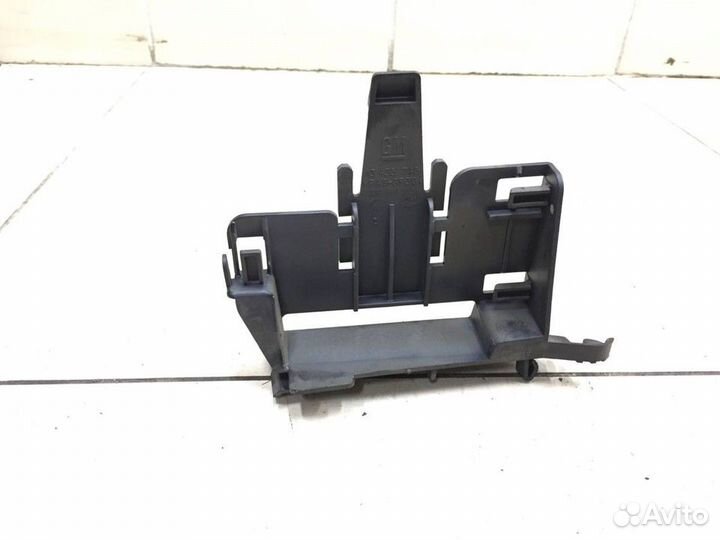 Кронштейн блока управления парктрониками