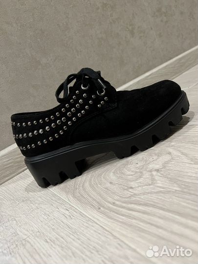 Ботинки женские 38 размера