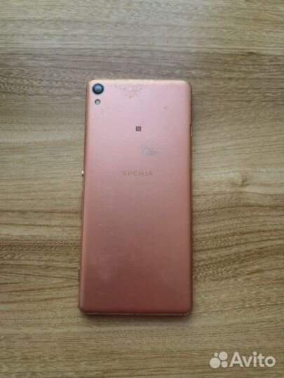 Sony Xperia XA, 2/16 ГБ