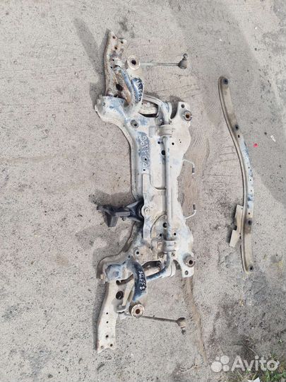 Балка подмоторная Ford Focus 2