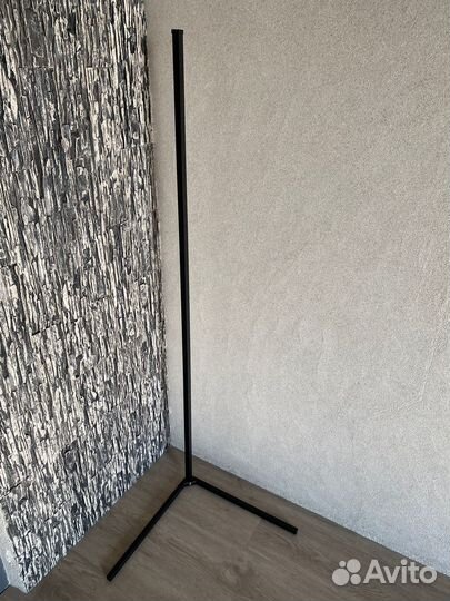 Напольный LED - RGB светильник с пультом ду