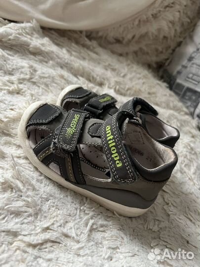 Сандалии детские