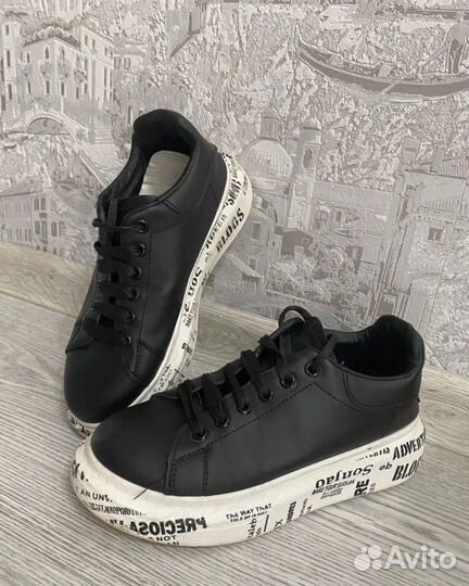 Кроссовки кеды 38