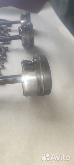 Поршень с шатуном w12 BHT