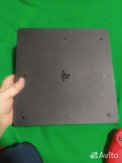 Sony PS4 Slim, 500гб, 1 геймпад +Диск