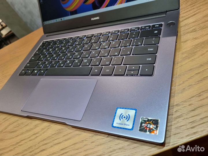 Ультрабук Huawei MateBook 14