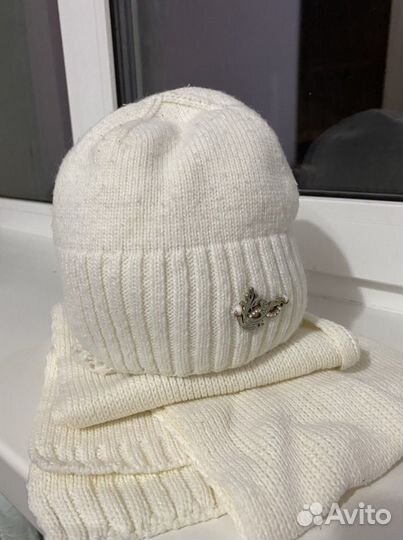 Шапки и шарфы женские