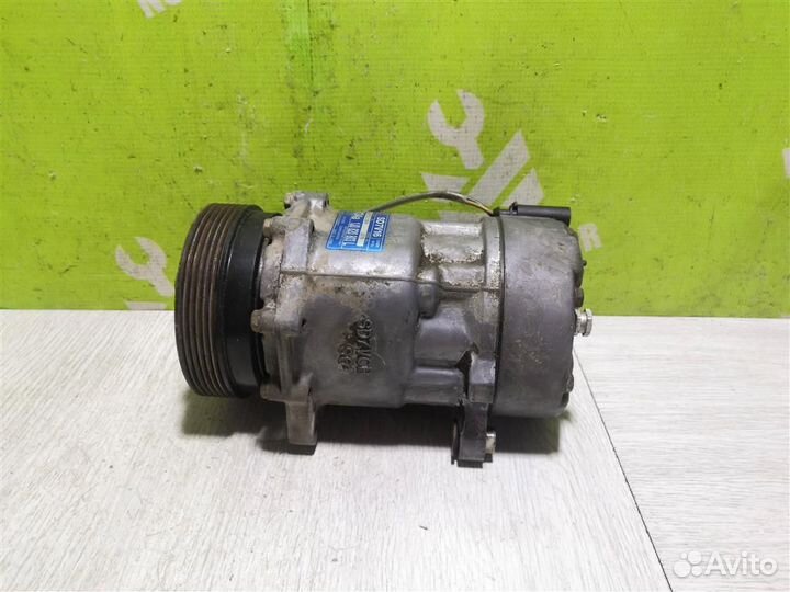 Компрессор кондиционера Шкода Октавия А4