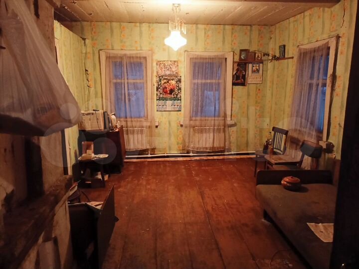 Дом 46 м² на участке 6 сот.