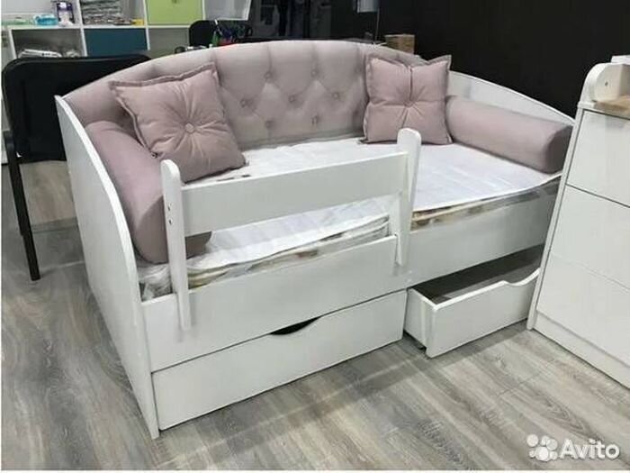 Кровать лдсп велюр от 2х лет разные цвета