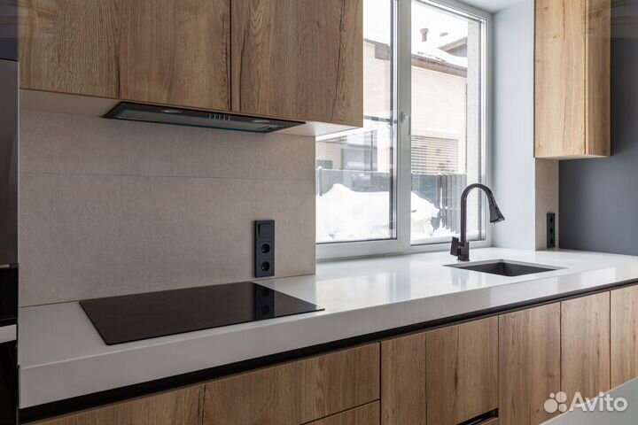 Изготовление кухни с антресолями с гарантией