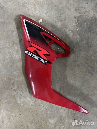 Элементы пластика Suzuki GSX-R1000