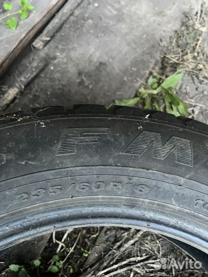 Firemax FM915 235/60 R18