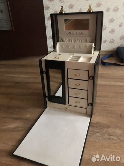 Органайзер для украшений