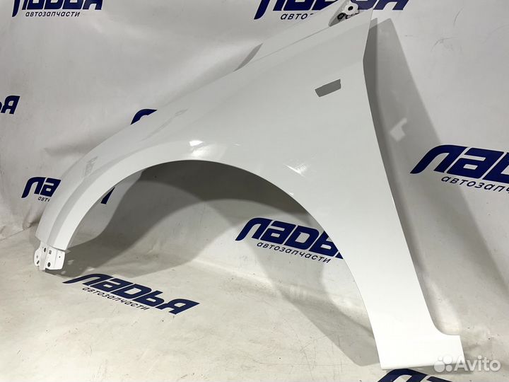Крыло Chevrolet cruze левое Белый GAZ