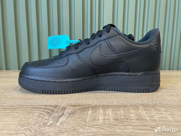 Nike Air Force 1 supreme black