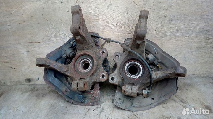 Кулак поворотный на Опель Вектра Б