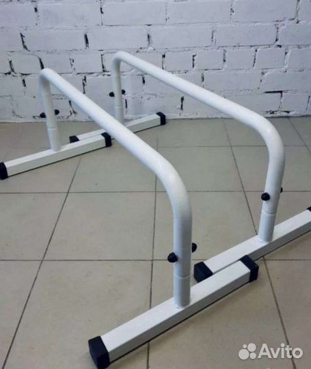 Напольные брусья