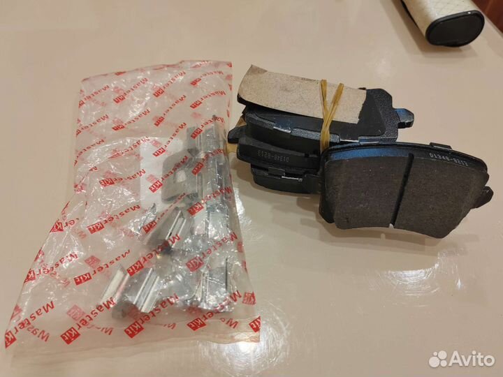 Задние тормозные колодки