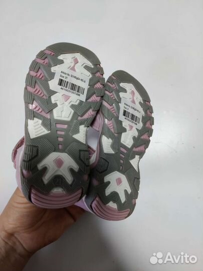 Босоножки для девочки 21 размер новые