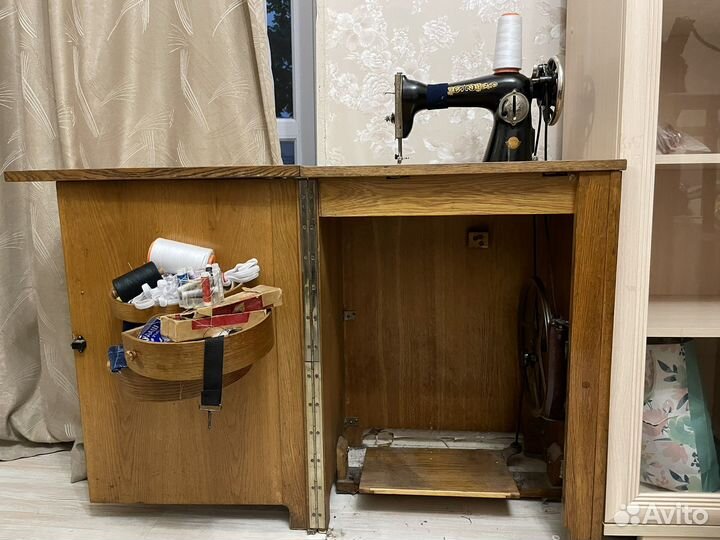 Швейная машинка ножная подольск