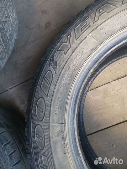 Goodyear Wrangler HP 235/65 R17