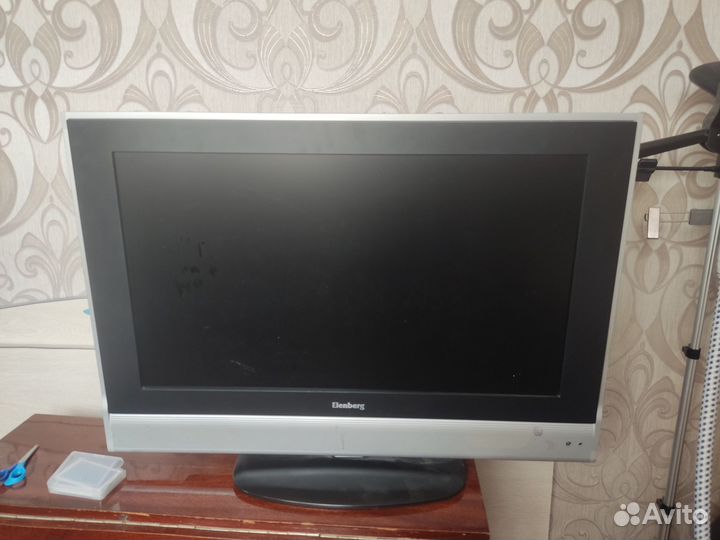 Телевизор ЖК 32 дюйма
