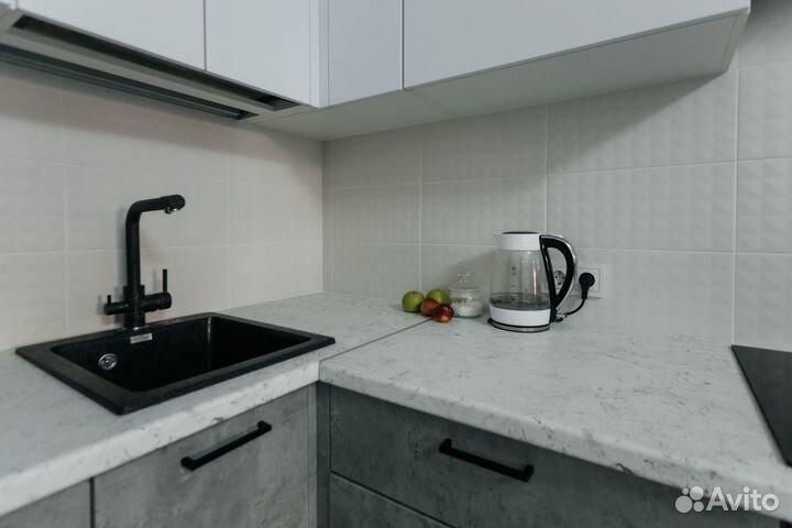 Угловая кухня «Бера» + духовка в подарок