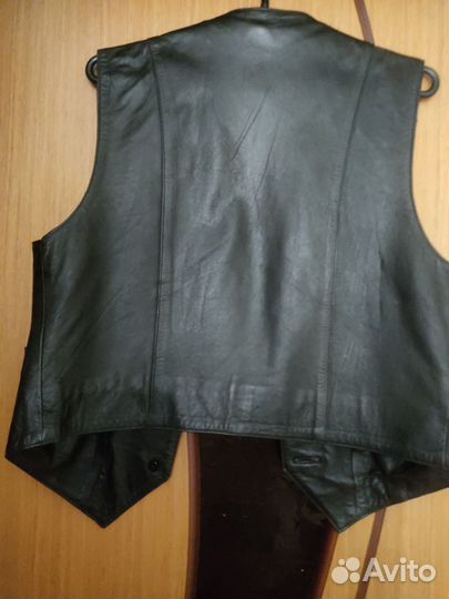 Жилетка женская