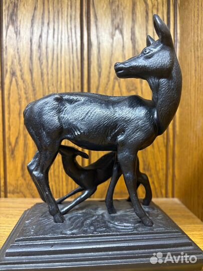 Статуэтка чугун косули