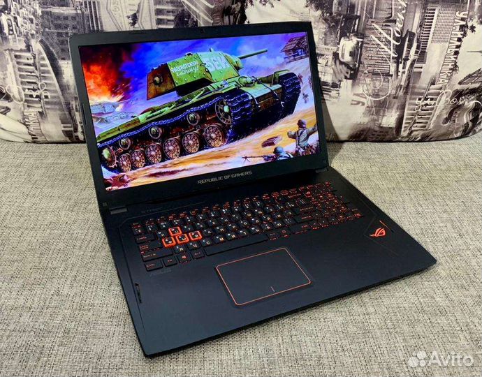 Asus ROG 17.3 GTX 1060 / I7 6700HQ / 12GB