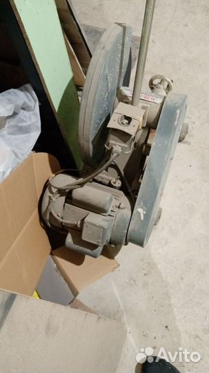 Отрезная пила по металлу