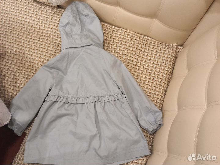 Плащ, тренч, ветровка